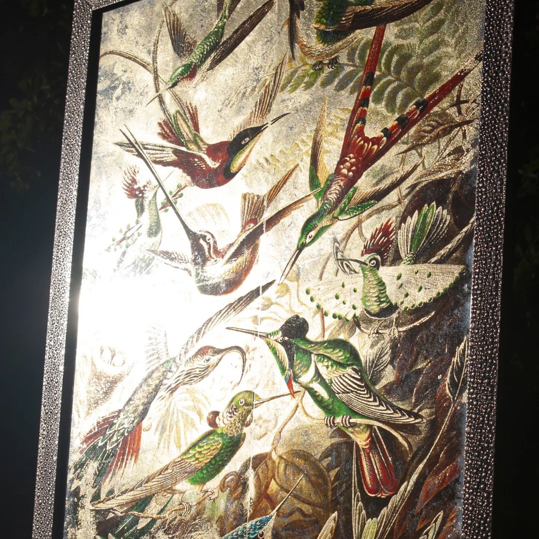 Hummingbirds Tierra del Fuego - Verre Églomisé Art- Size: 490x595mm - 24k Gold Leaf