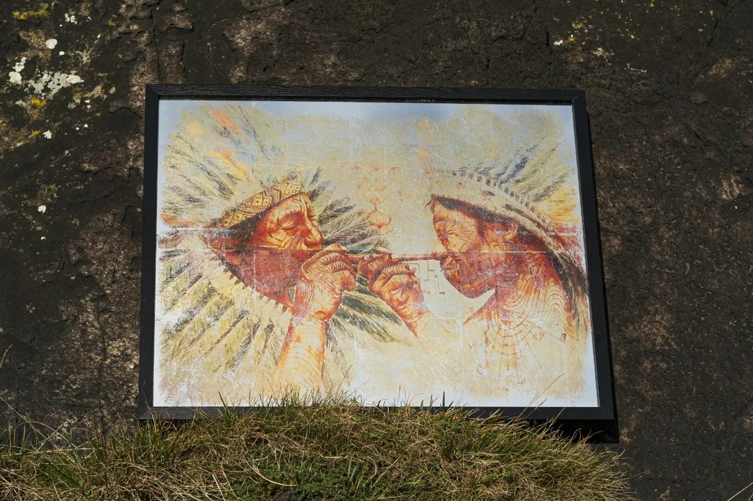 Injuns Rapeh Ceremony - Verre Églomisé Art - Size: 590x490mm - 24k Gold Leaf